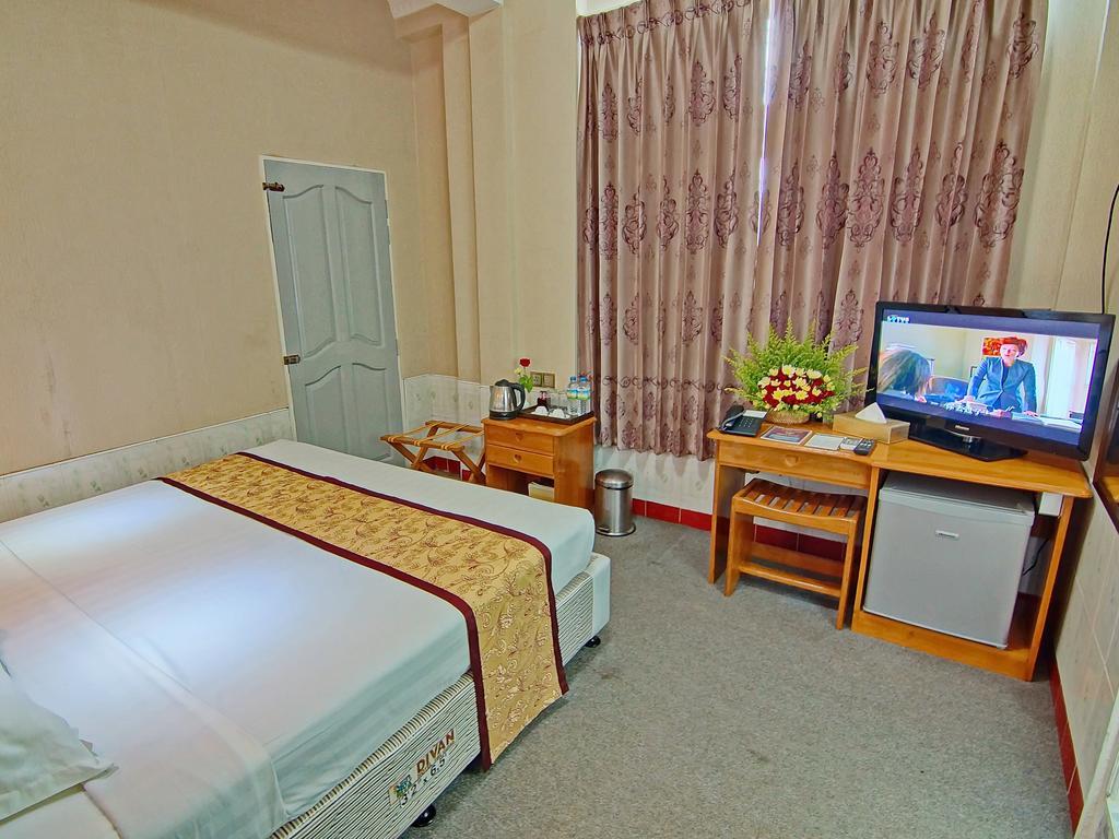 Smart Hotel Mandalay Exterior photo